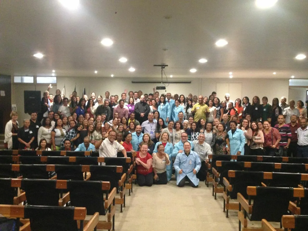 Capelães voluntários do CONFECAP reunidos em atividade institucional.